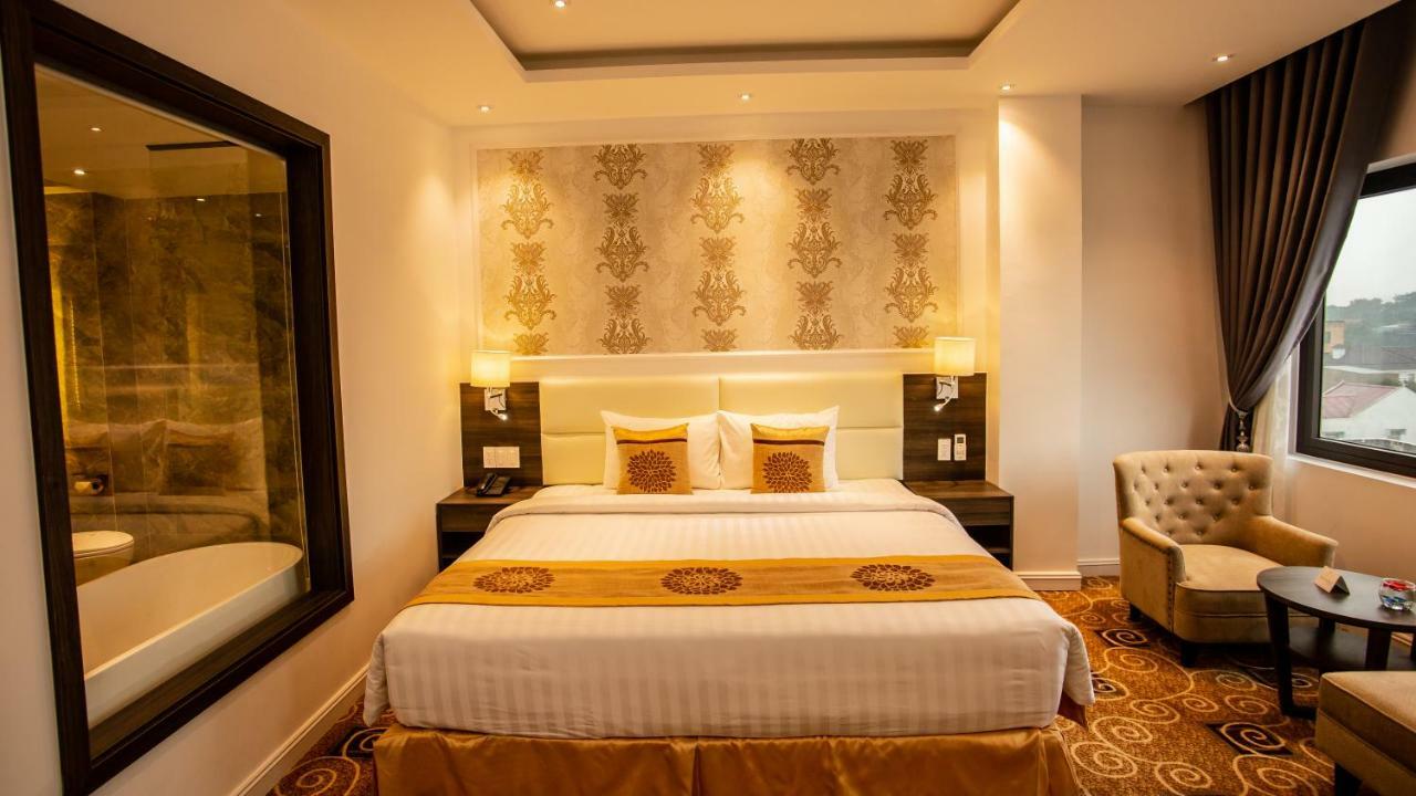 Elizabeth 4* Thu Dau Mot